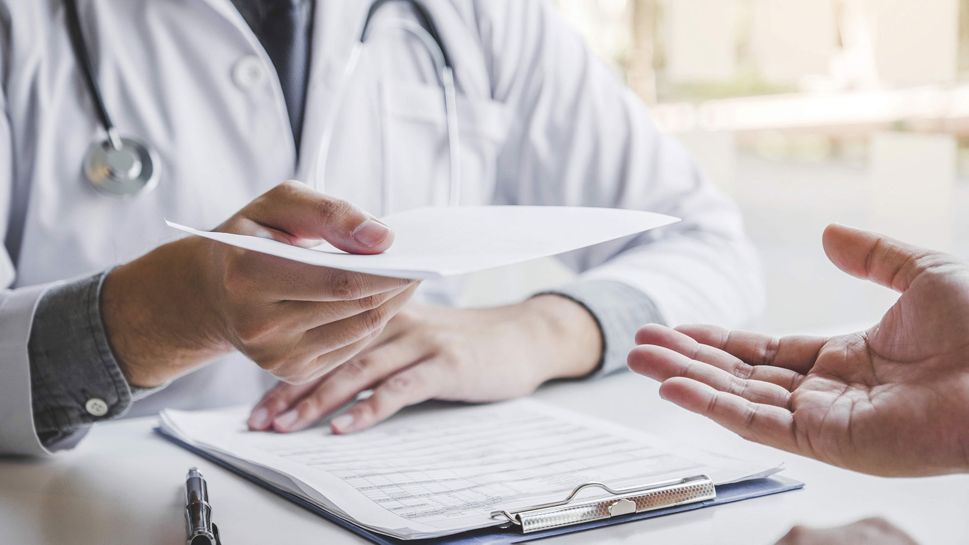 Consulta-Medica-Presencial-Centro-Medico-UniDoc-Marbella